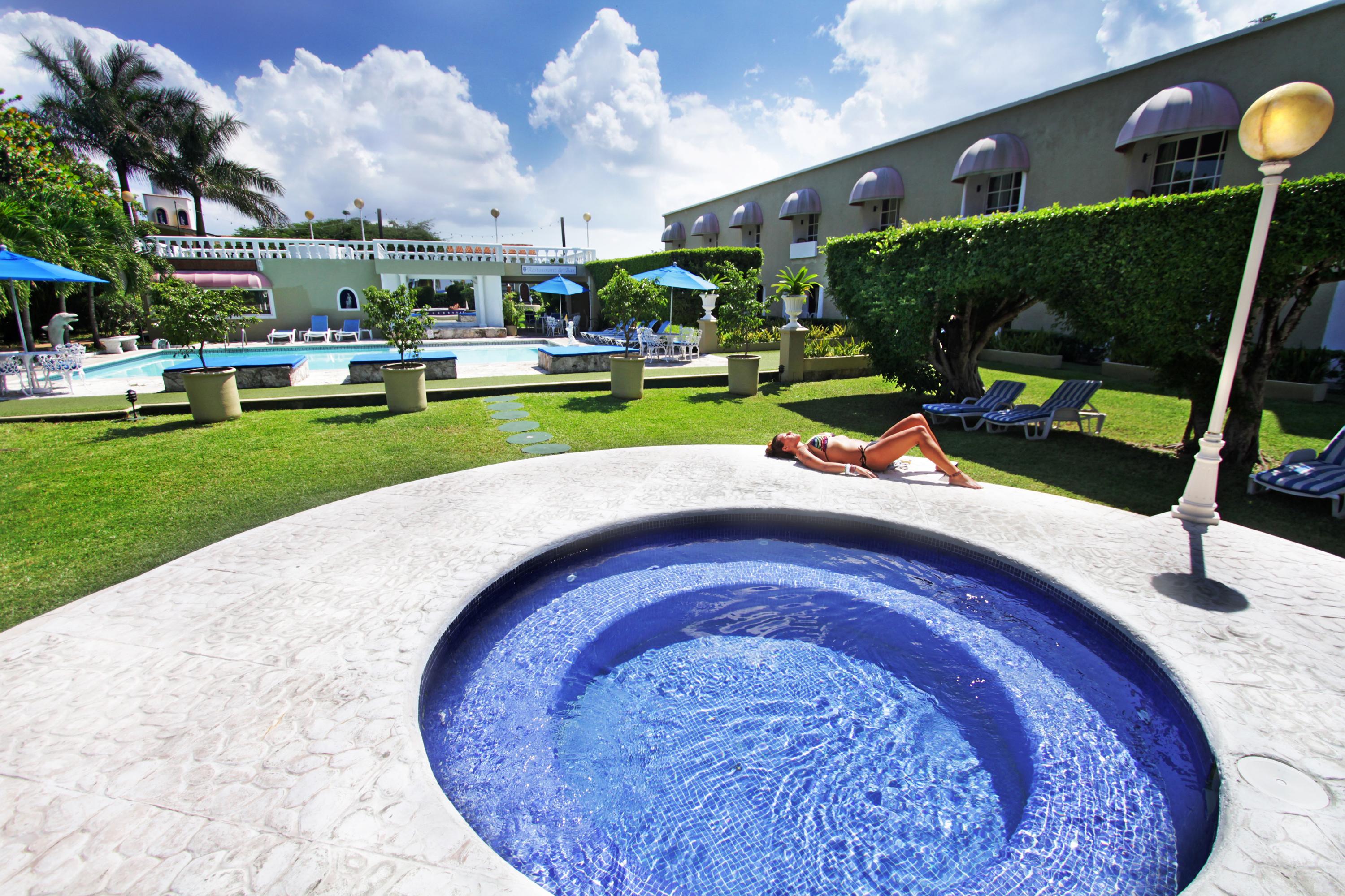 VILLABLANCA GARDEN BEACH HOTEL COZUMEL 3* (Mexico) - from £ 52 | HOTELMIX